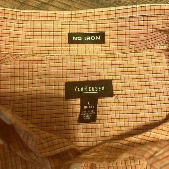 Van Heuson Men’s L No Iron Short Sleeve Orange Plaid Button Down - Picture 5 of 9